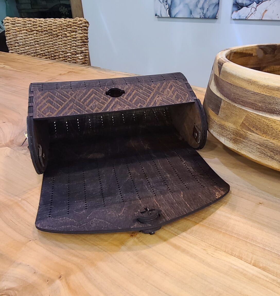 The Laurel Wood Purse - open