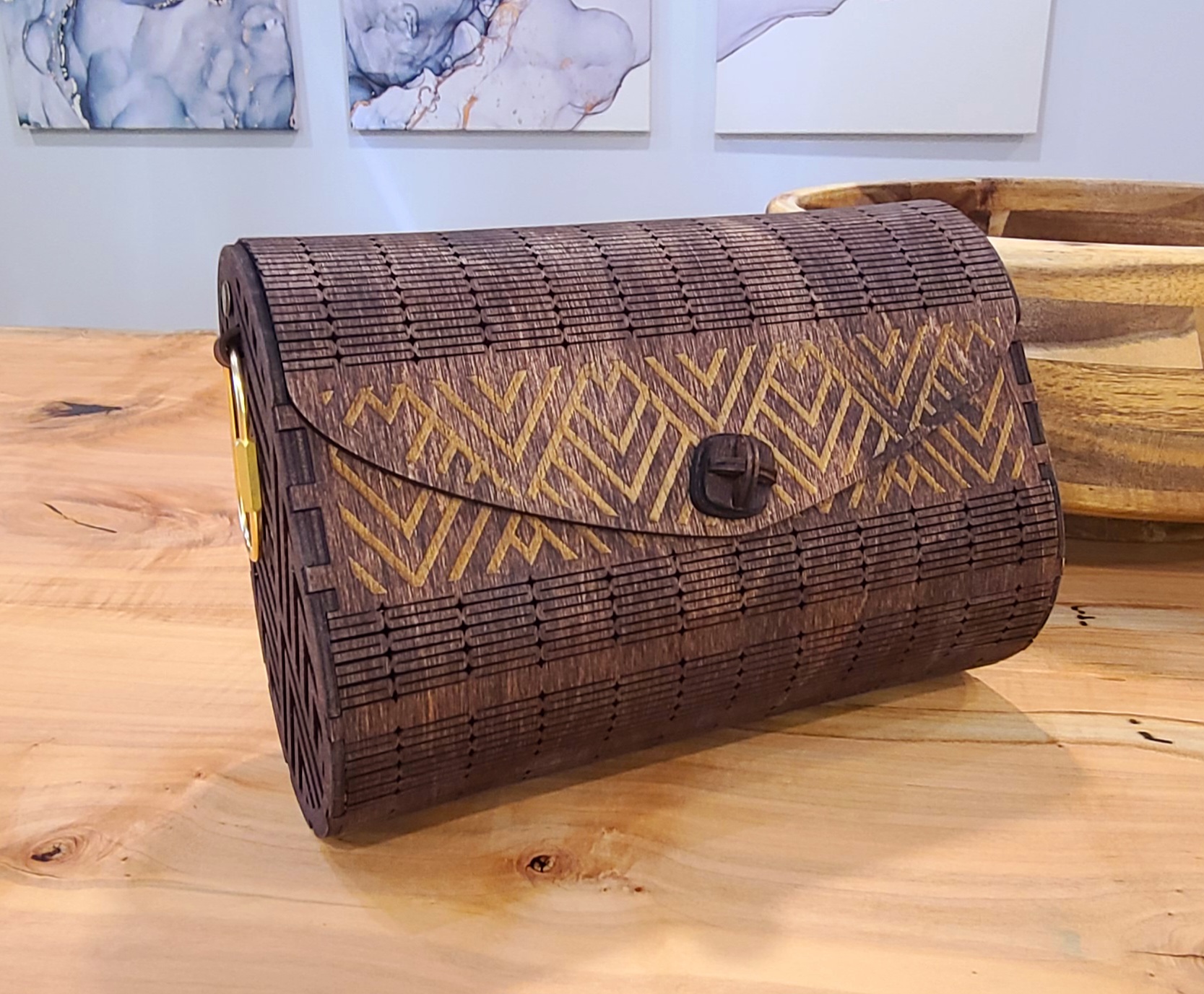 The Laurel Wood Purse - front